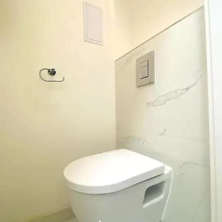 Private Close To Red Subway Pankrac Prague