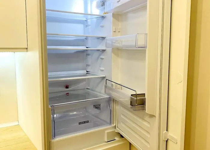 Private Close To Red Subway Pankrac